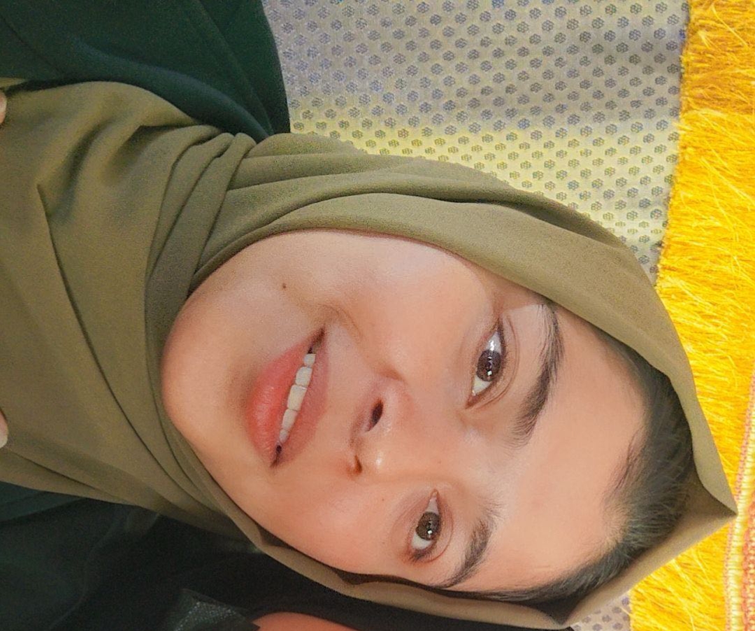 Dr Ayesha wahid